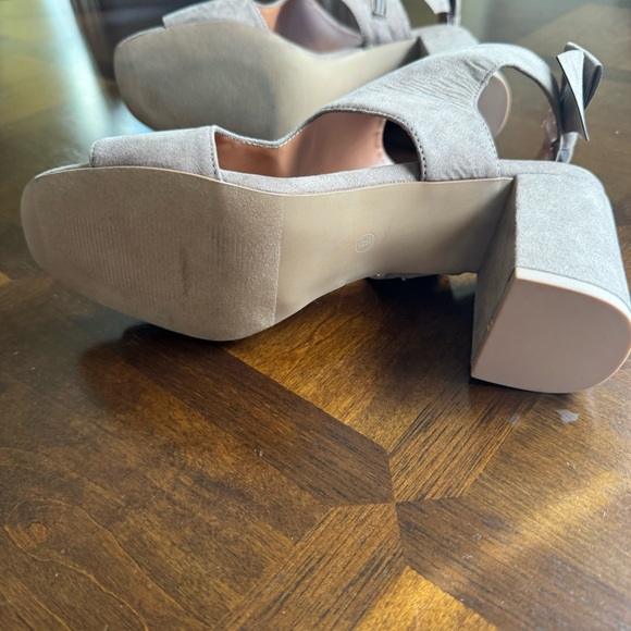 Dolce by mojo moky EUC - Picture 4 of 6